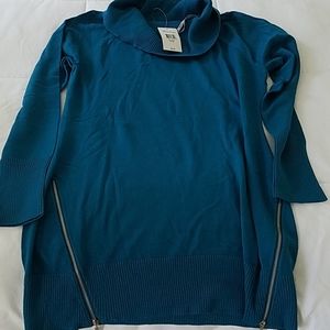 NWT SO CUTE GUESS lightweight sweaterdress